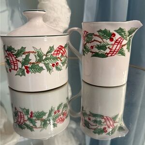 Christmas Creamer and Sugar Set